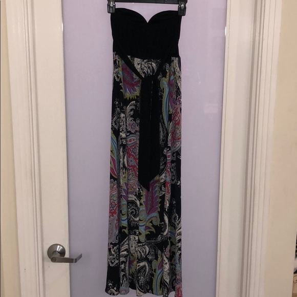 ⭐️ NWOT Strapless Maxi Dress - Picture 10 of 15